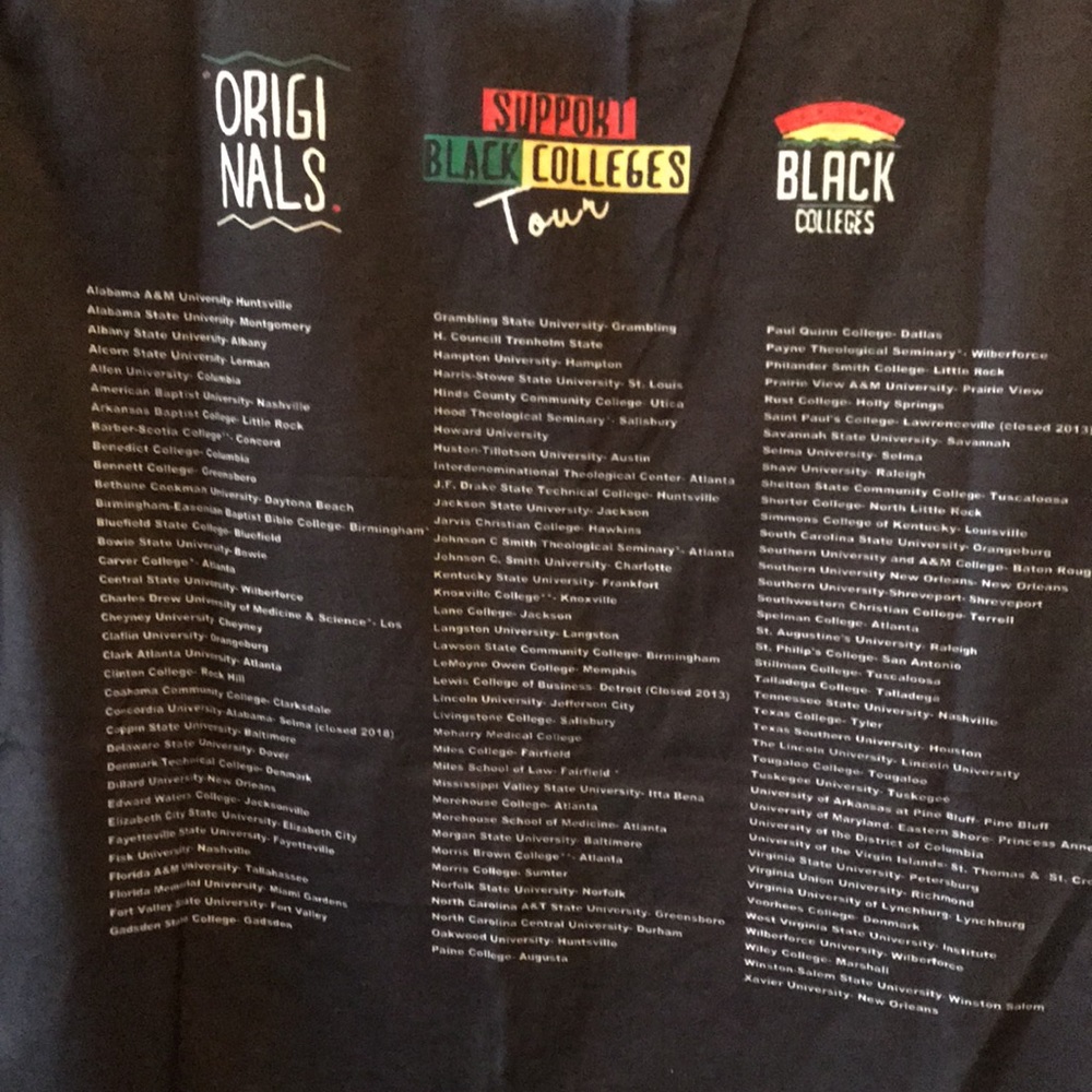 🔥SALE🔥New Black colleges shirt